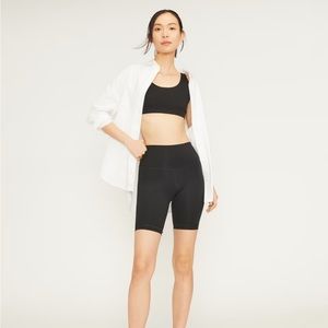 Everlane The Perform Black Bike Short Size M